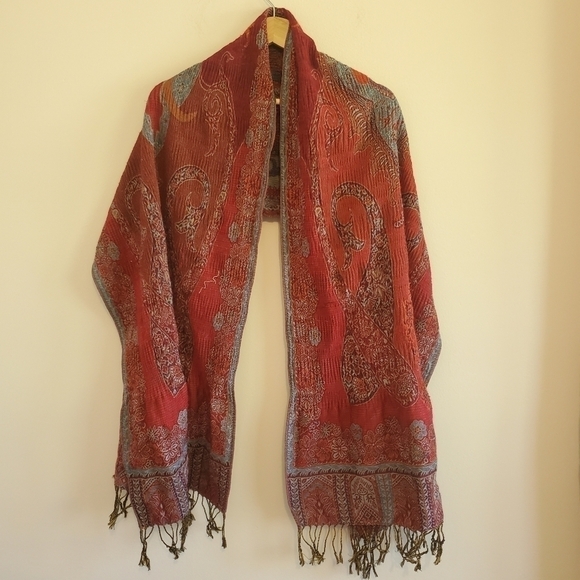 COLORFUL Scarf - Picture 3 of 3